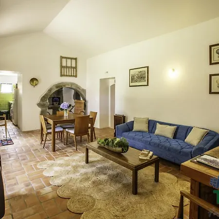 Casa Do Merendario *